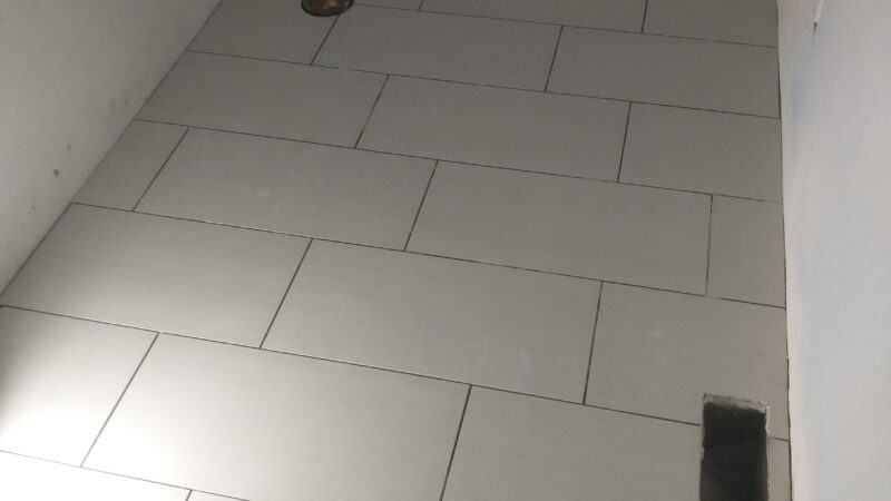 Large format offset tile installation