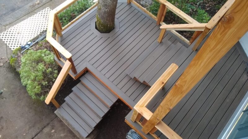 Trex-Deck-Around-Tree